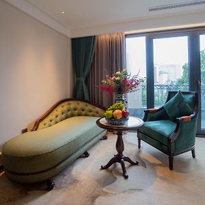 Rue De L'Amour - Boutique Hotel